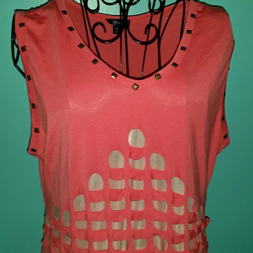 Unique Lily dress NWOT